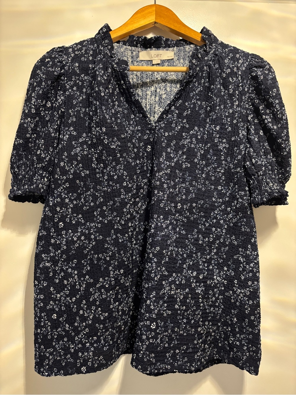 LOFT Navy Blue Floral Puff-Sleeve Blouse